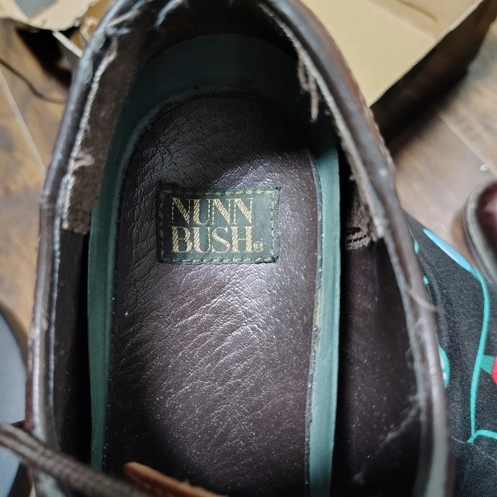 Nunn Bush Dark Brown Leather Oxfords 9.5